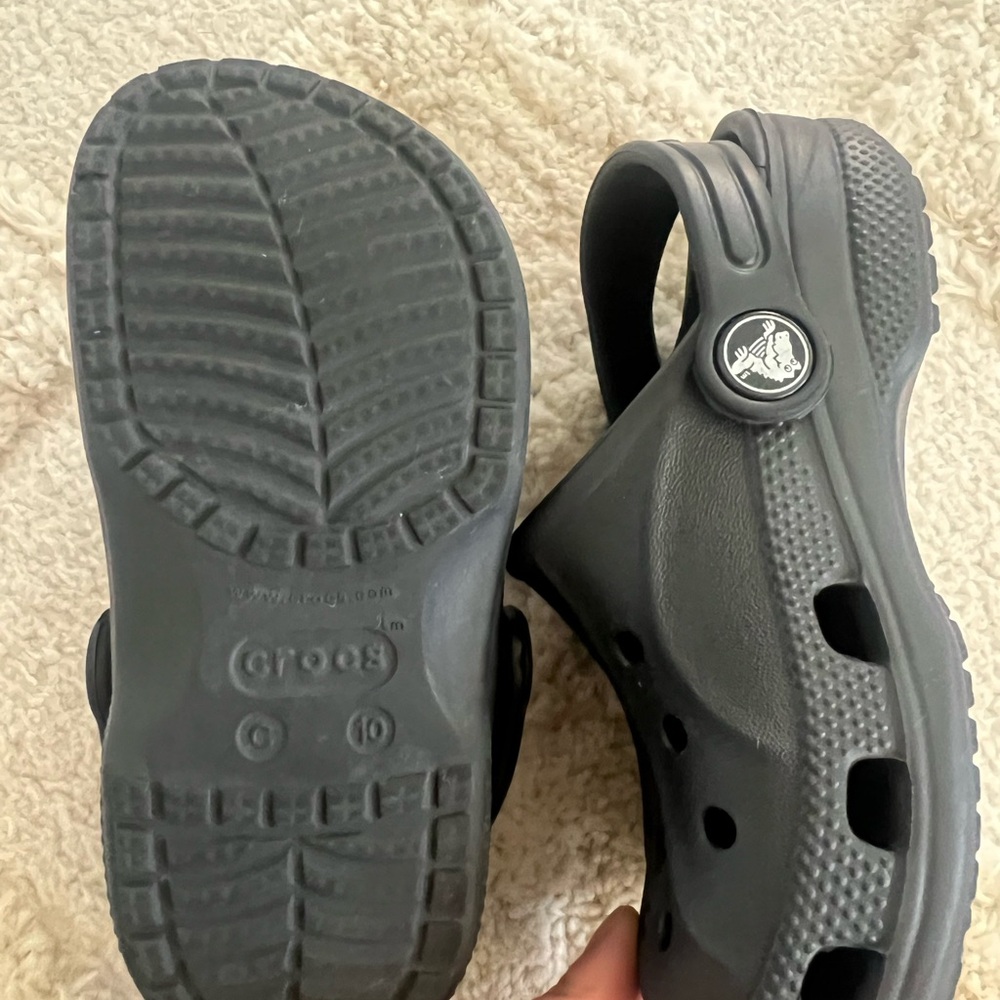 Kids Black Clogs - Picture 6 of 6